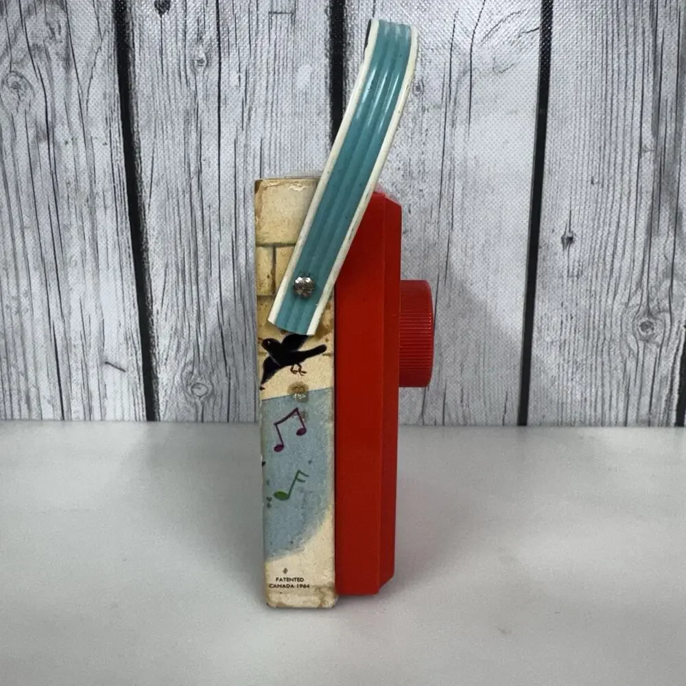 VTG Fisher-Price Pocket Radio Music Box Sing a Song of Sixpence 1967 Wind Up